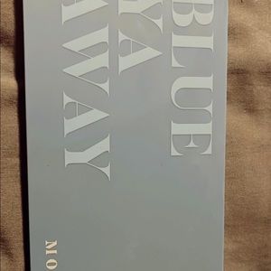MORPHE Blue ya away pallet!!